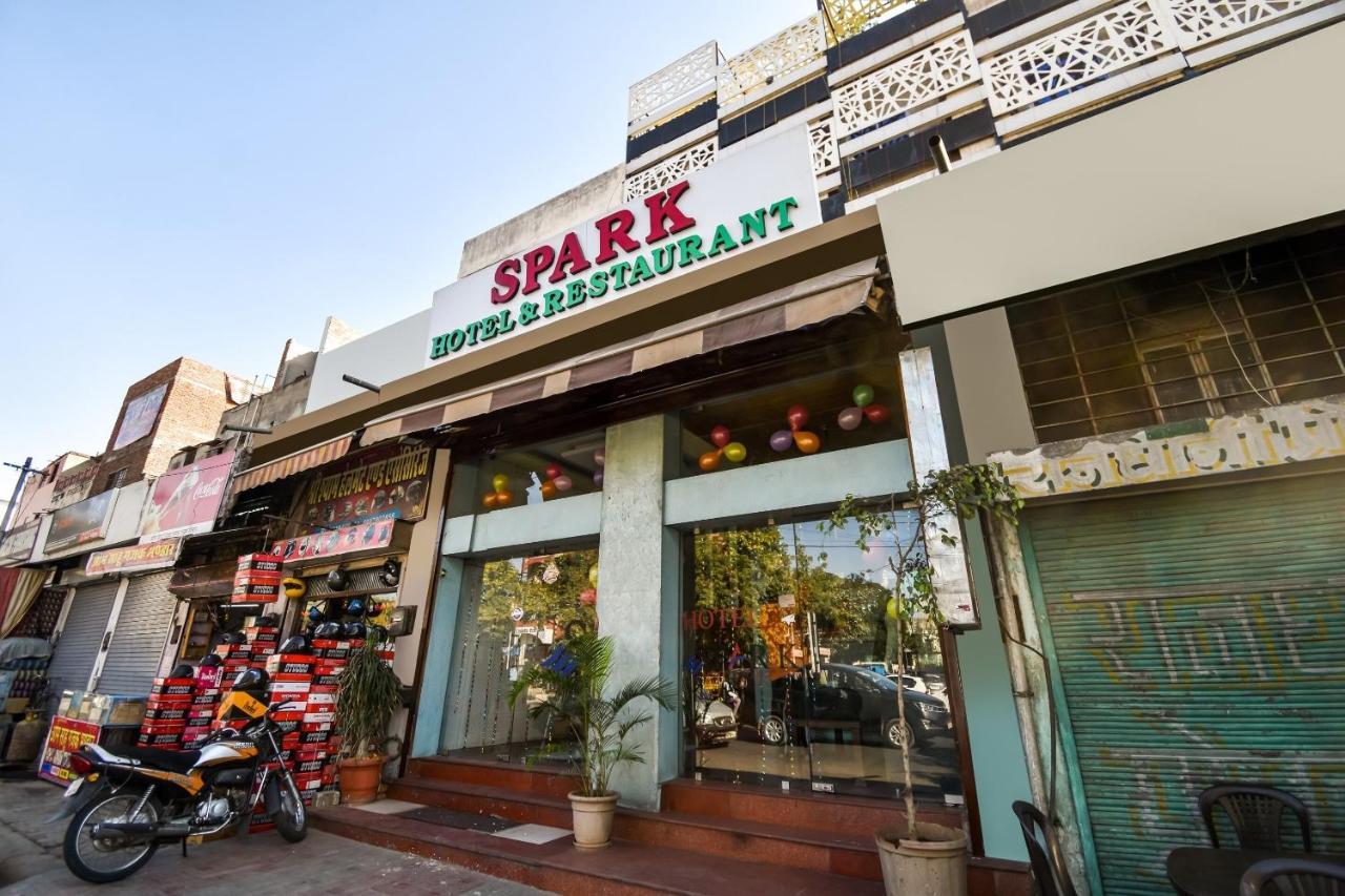 Oyo Flagship Hotel Spark 자이푸르 외부 사진